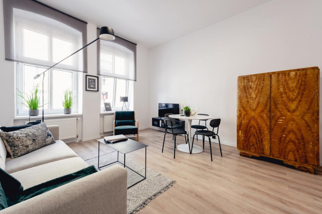 Wozna 14a, 2 Rooms, Self Check In 24h Apartment *